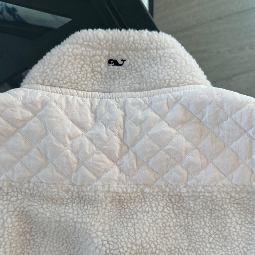 Vineyard Vines White Fleece Vest - Picture 4 of 5